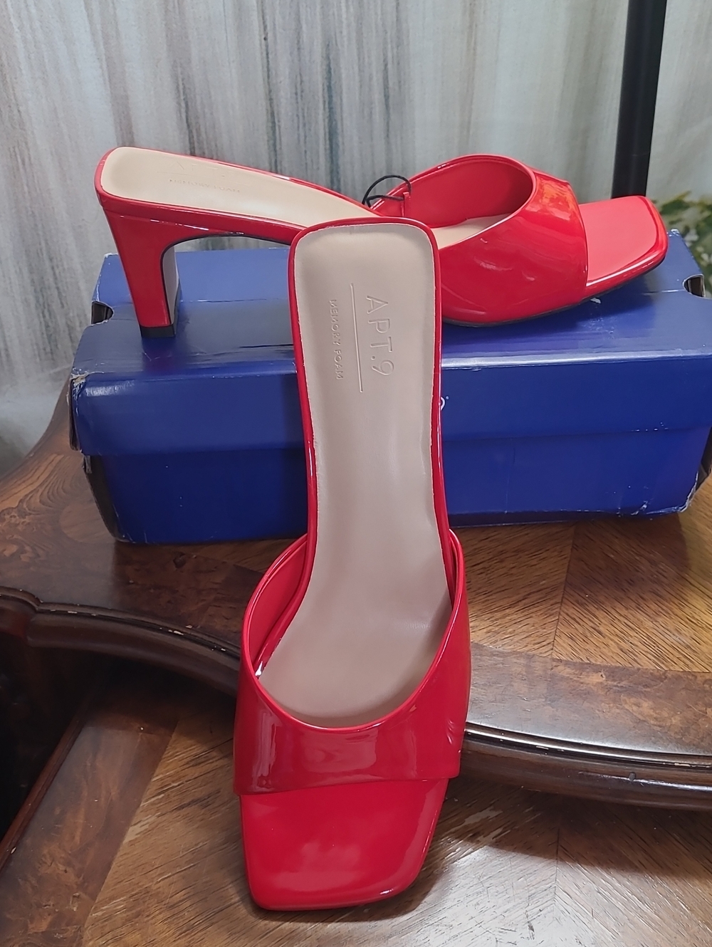 New in box! Apt 9 Womens 11 Tammy Red Patent Open Back Slide Mule Sandals